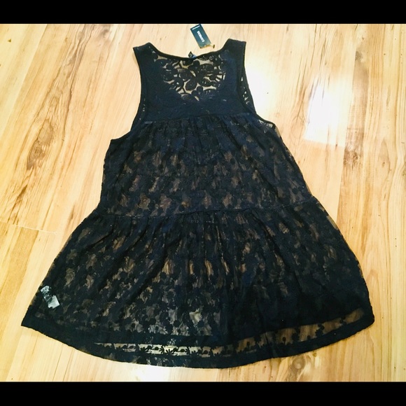 Express camisole / NEW/ medium - Picture 3 of 6